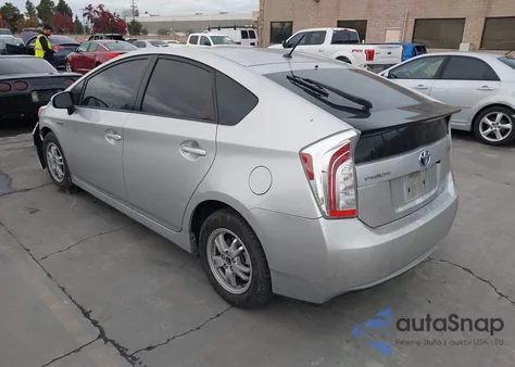 2013 Toyota Prius Two z USA, uszkodzony, nr VIN JTDKN3DUXD5651265